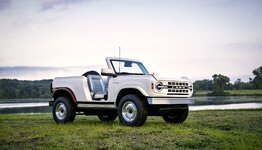 Bronco 60th Roadster Edition 1.jpg